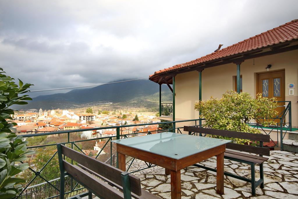 Guesthouse Panorama Vitina Bagian luar foto