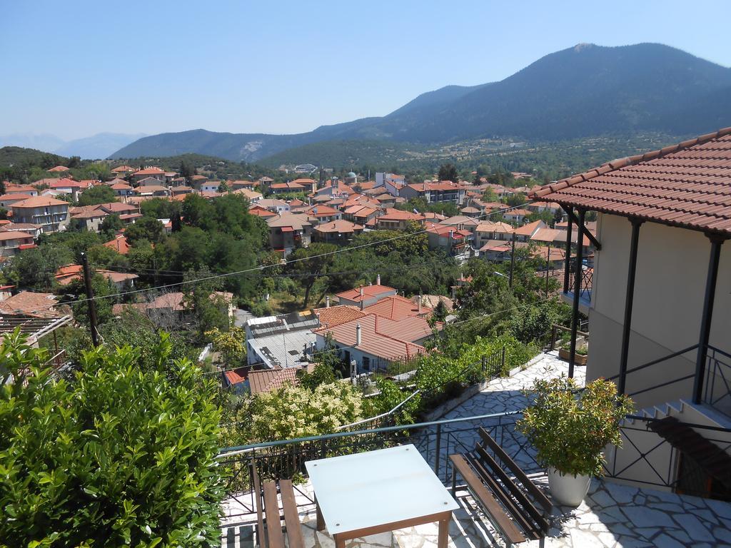 Guesthouse Panorama Vitina Bagian luar foto